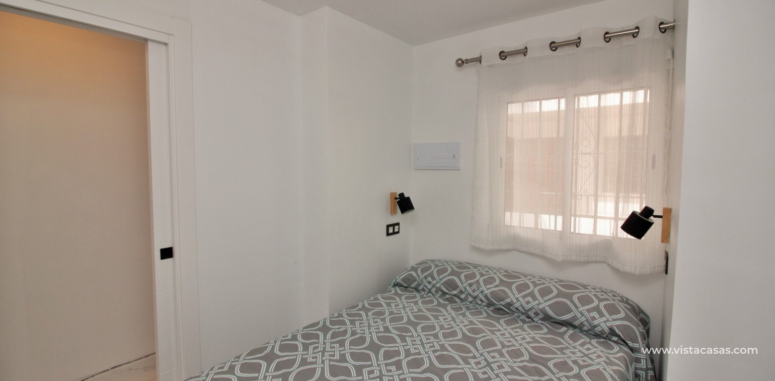 Renovated apartment for sale Villamartin Plaza double bedroom