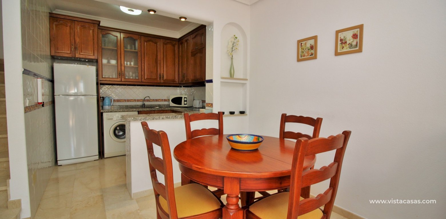 South facing townhouse for sale in Oporto Golf Pau 8 Villamartin dining area