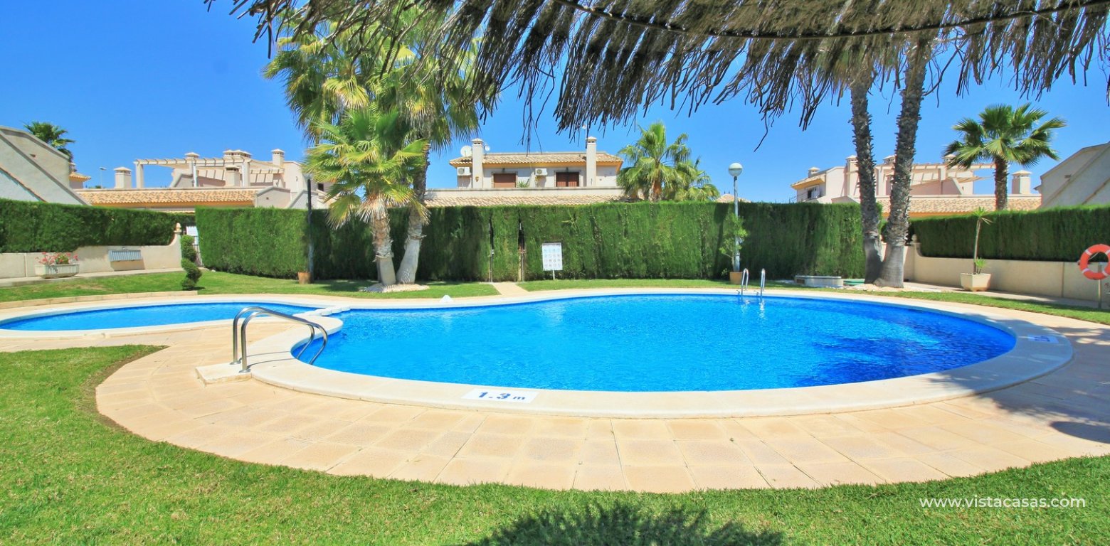 South facing townhouse for sale in Oporto Golf Pau 8 Villamartin communal garden