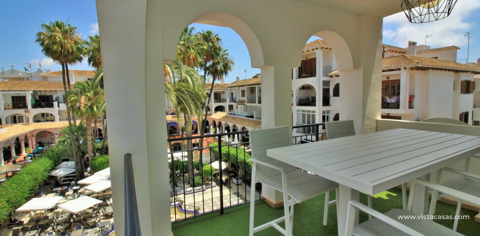 Renovated apartment for sale in the Villamartin Plaza