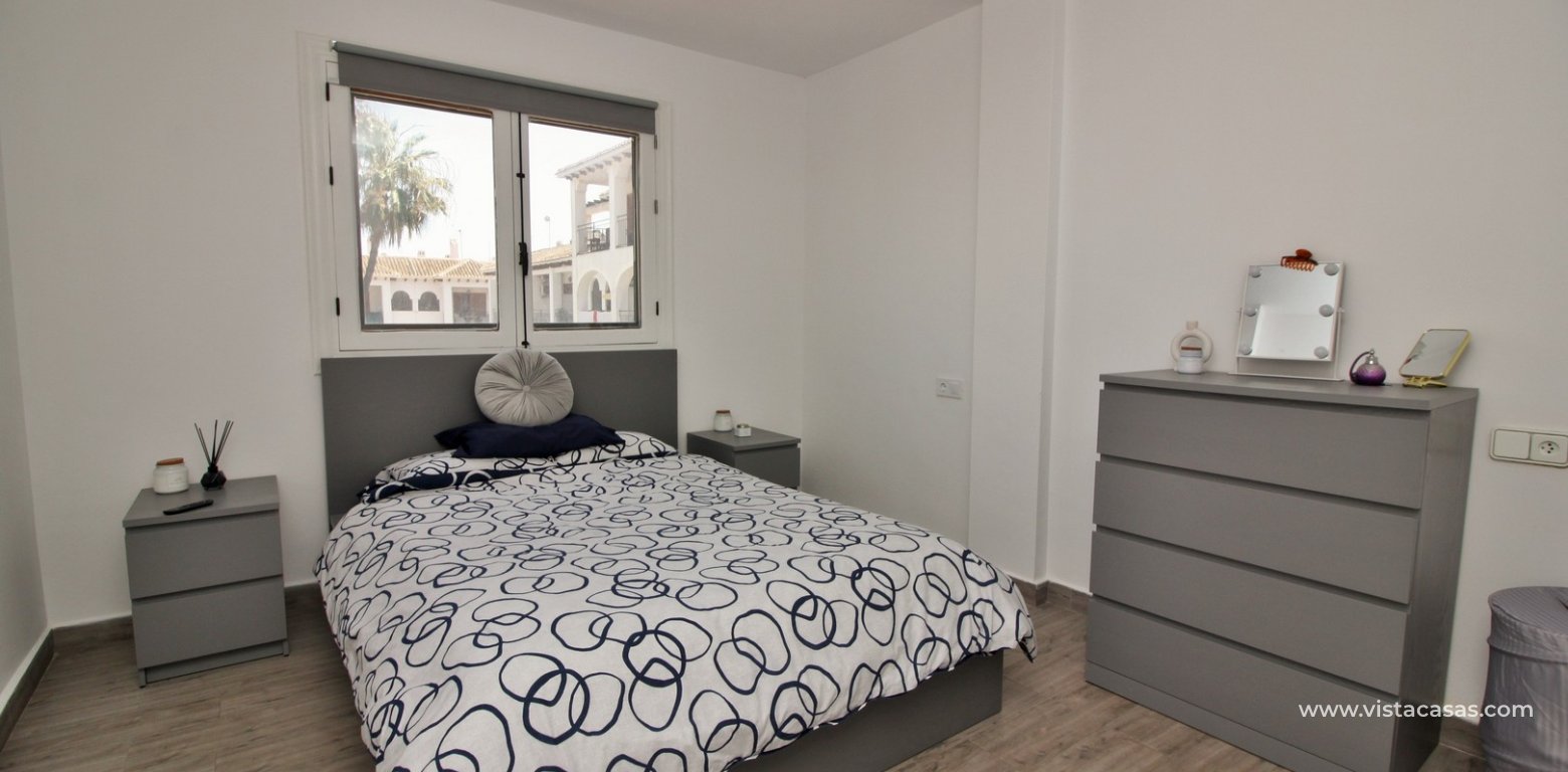 Renovated apartment for sale in the Villamartin Plaza bedroom