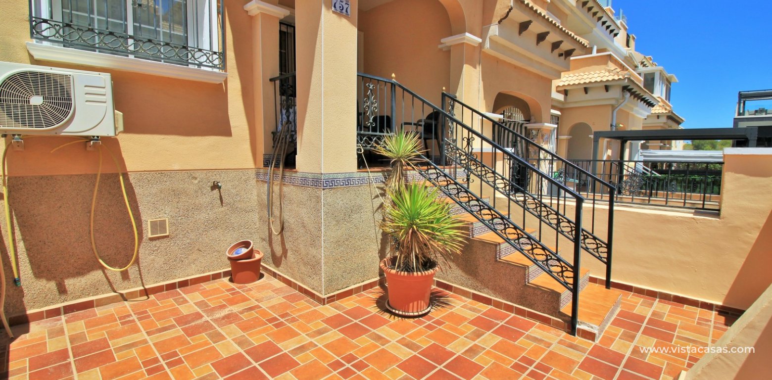 South facing 3 bedroom townhouse for sale Entregolf Villamartin garden