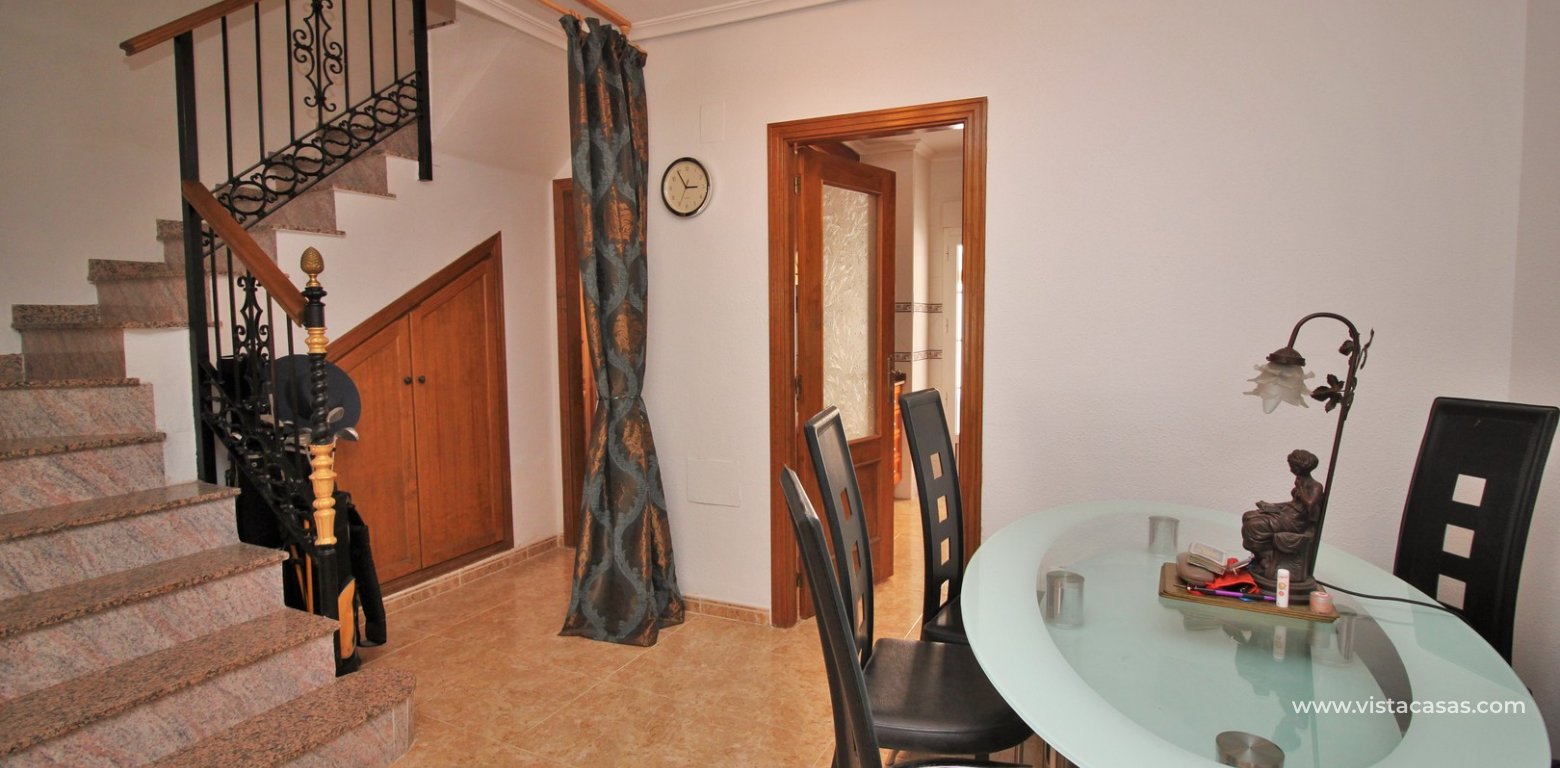 South facing 3 bedroom townhouse for sale Entregolf Villamartin lounge 4