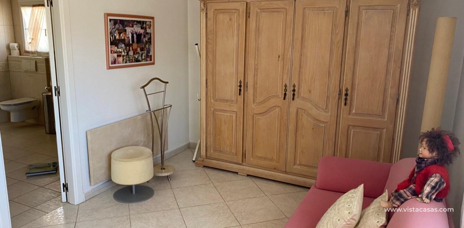 Sale - Villa - Villamartin