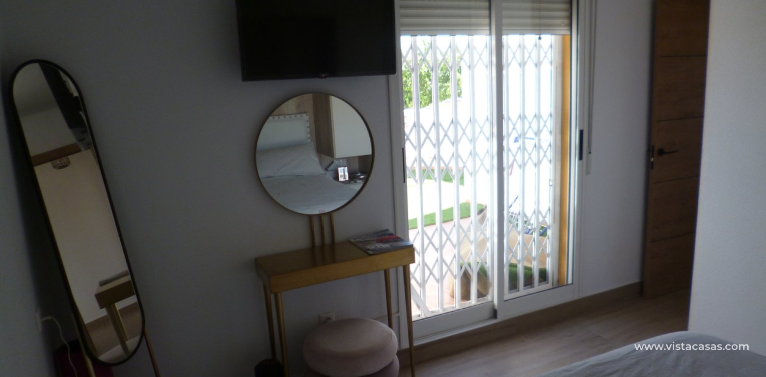 Wtórny - Villa - Pilar de la Horadada