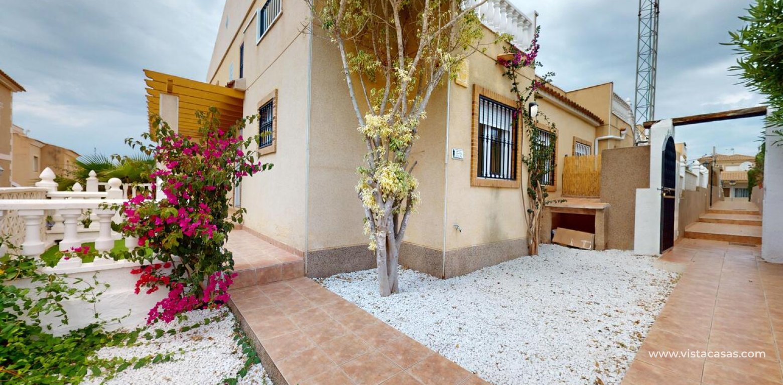 Resale - Townhouse - Villamartin