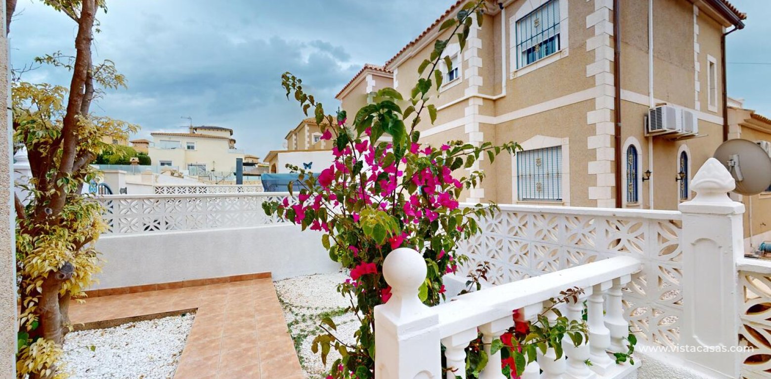 Resale - Townhouse - Villamartin