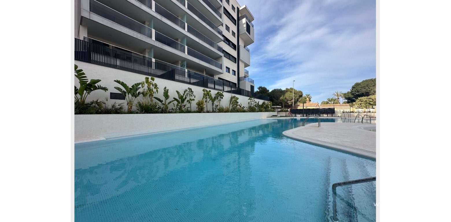 Resale - Apartment - Campoamor