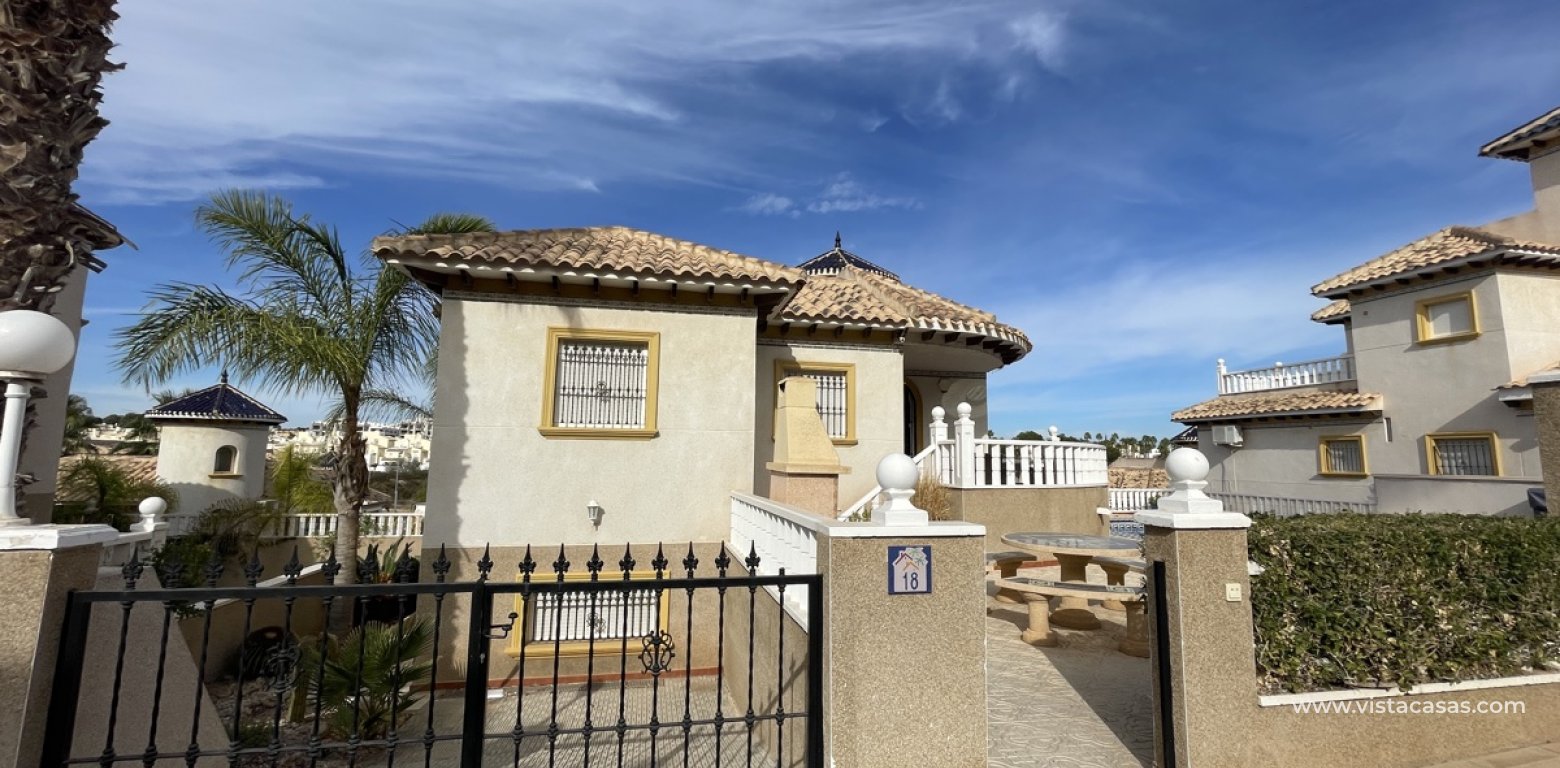 Sale - Villa - Villamartin