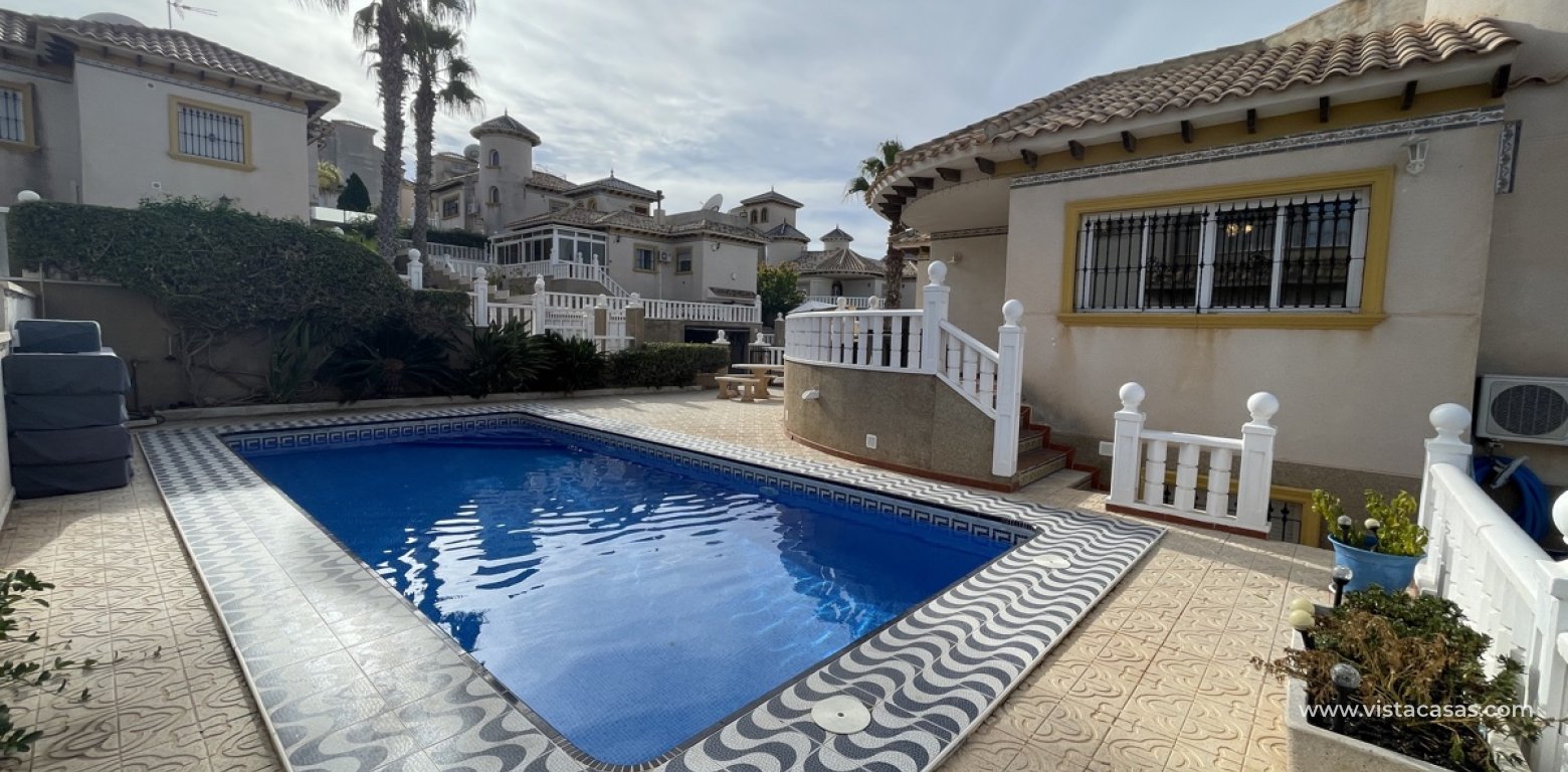 Sale - Villa - Villamartin