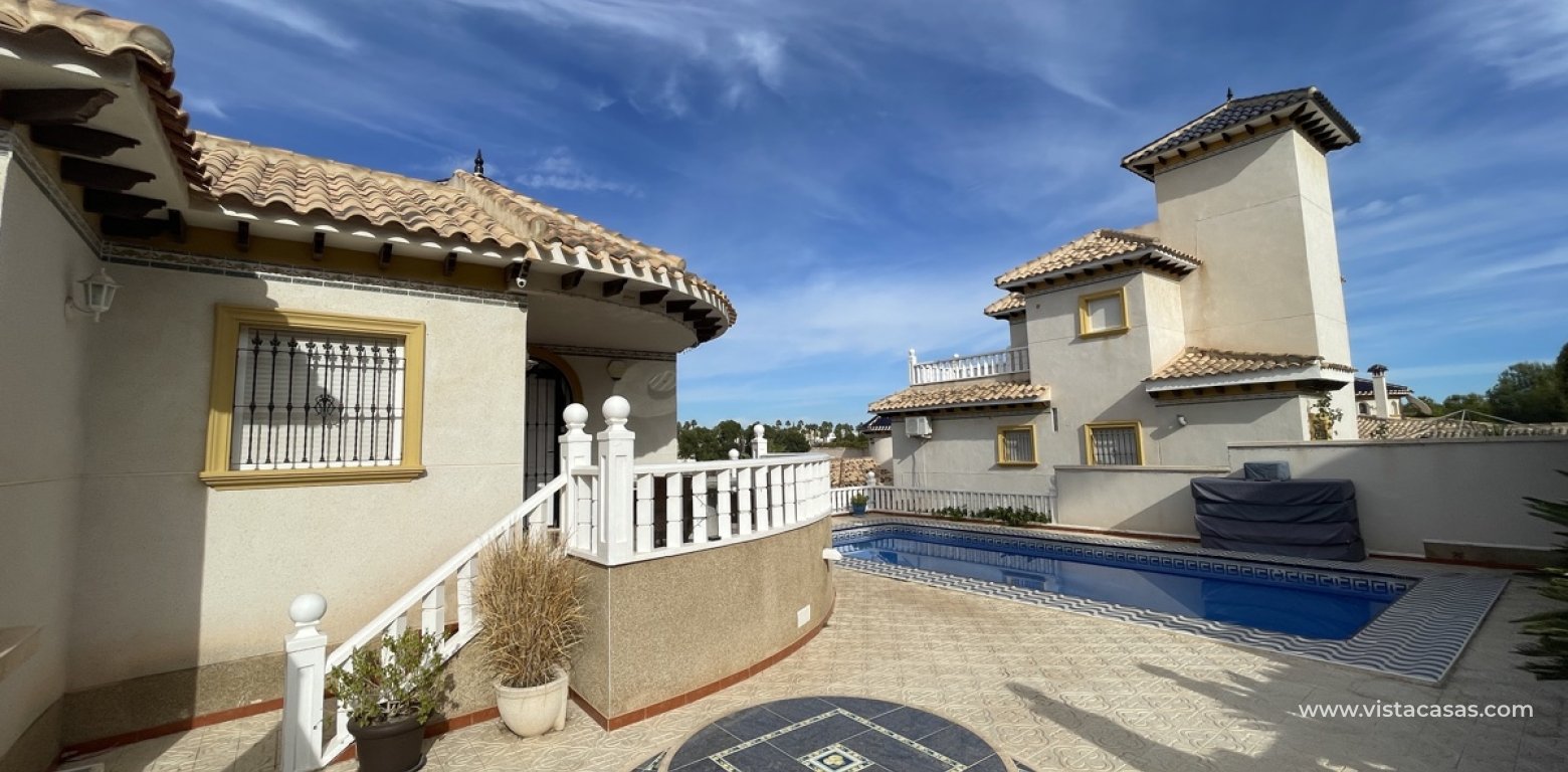 Sale - Villa - Villamartin