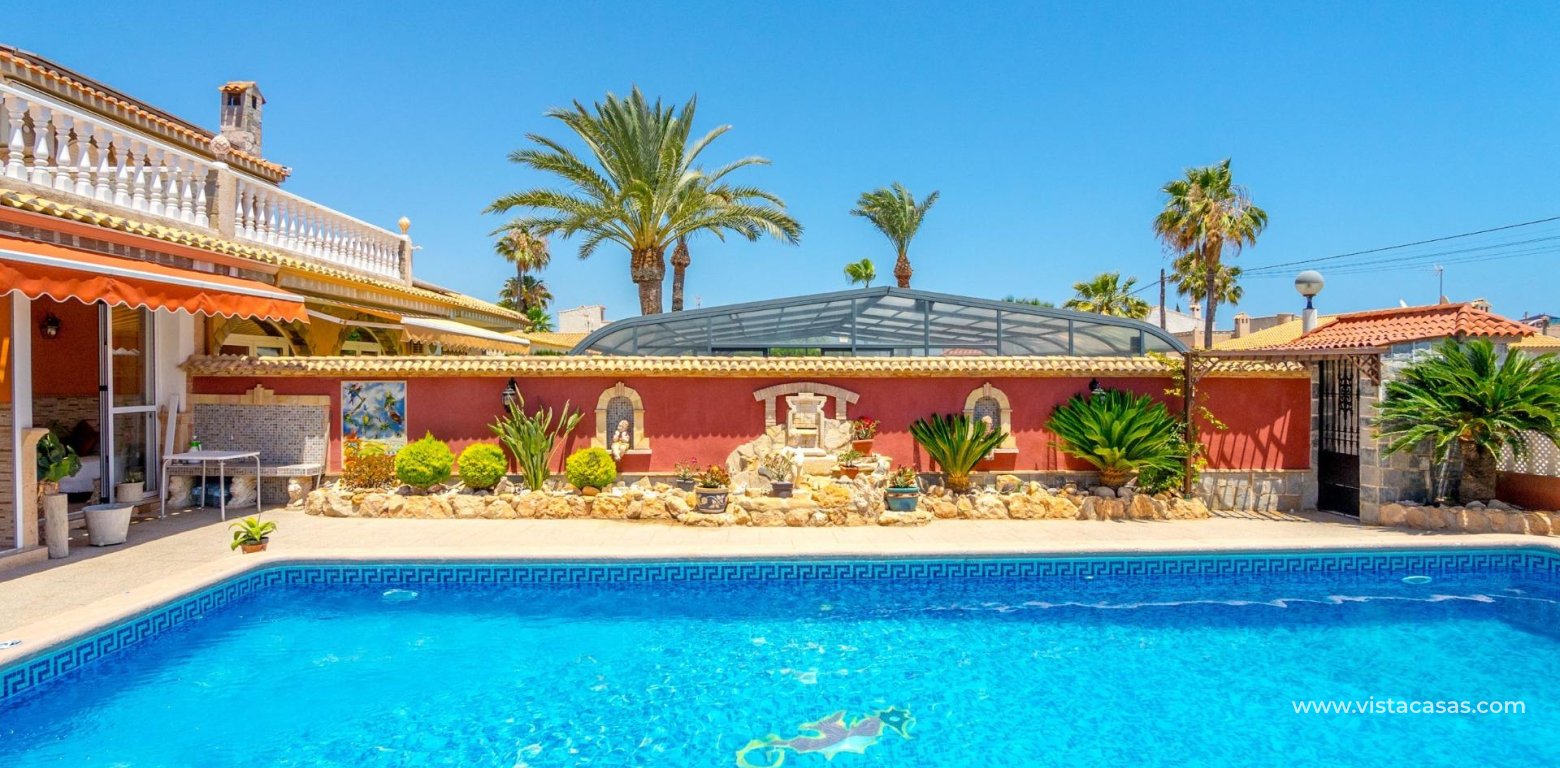 Resale - Villa - Cabo Roig