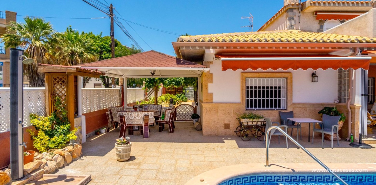 Resale - Villa - Cabo Roig