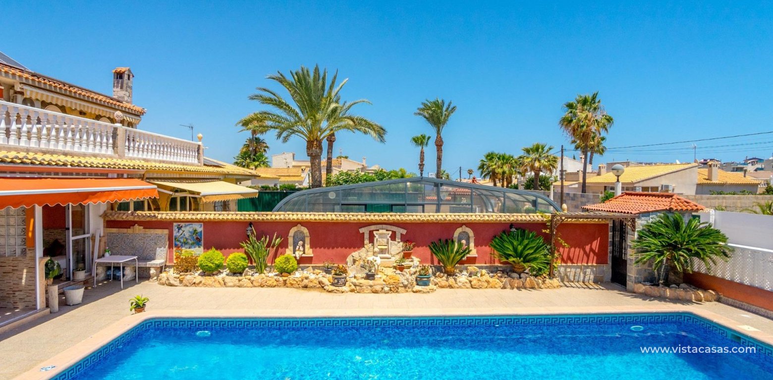 Resale - Villa - Cabo Roig