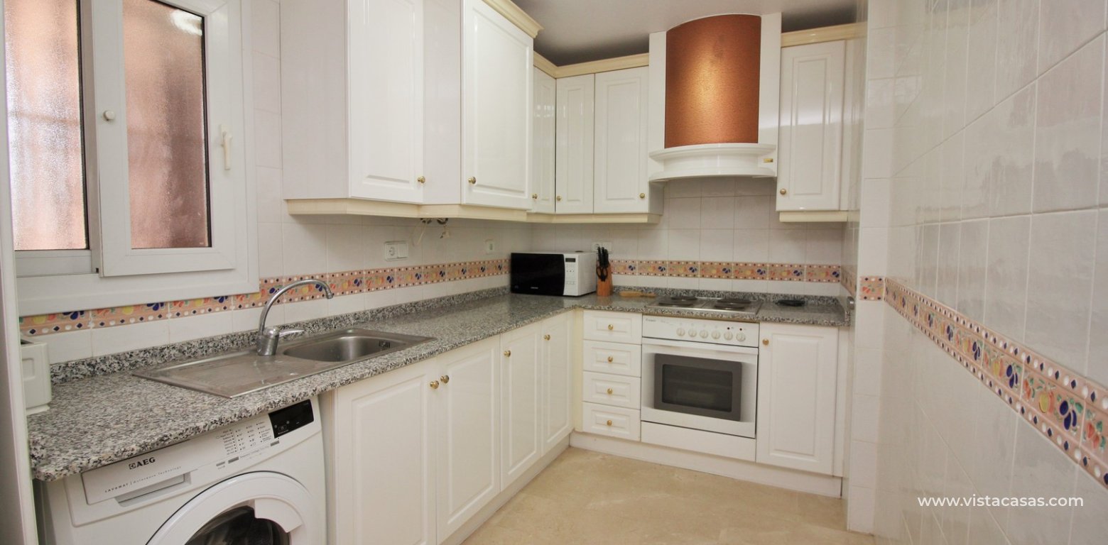 Ground floor apartment with for sale Las Violetas Villamartin kitchen 2