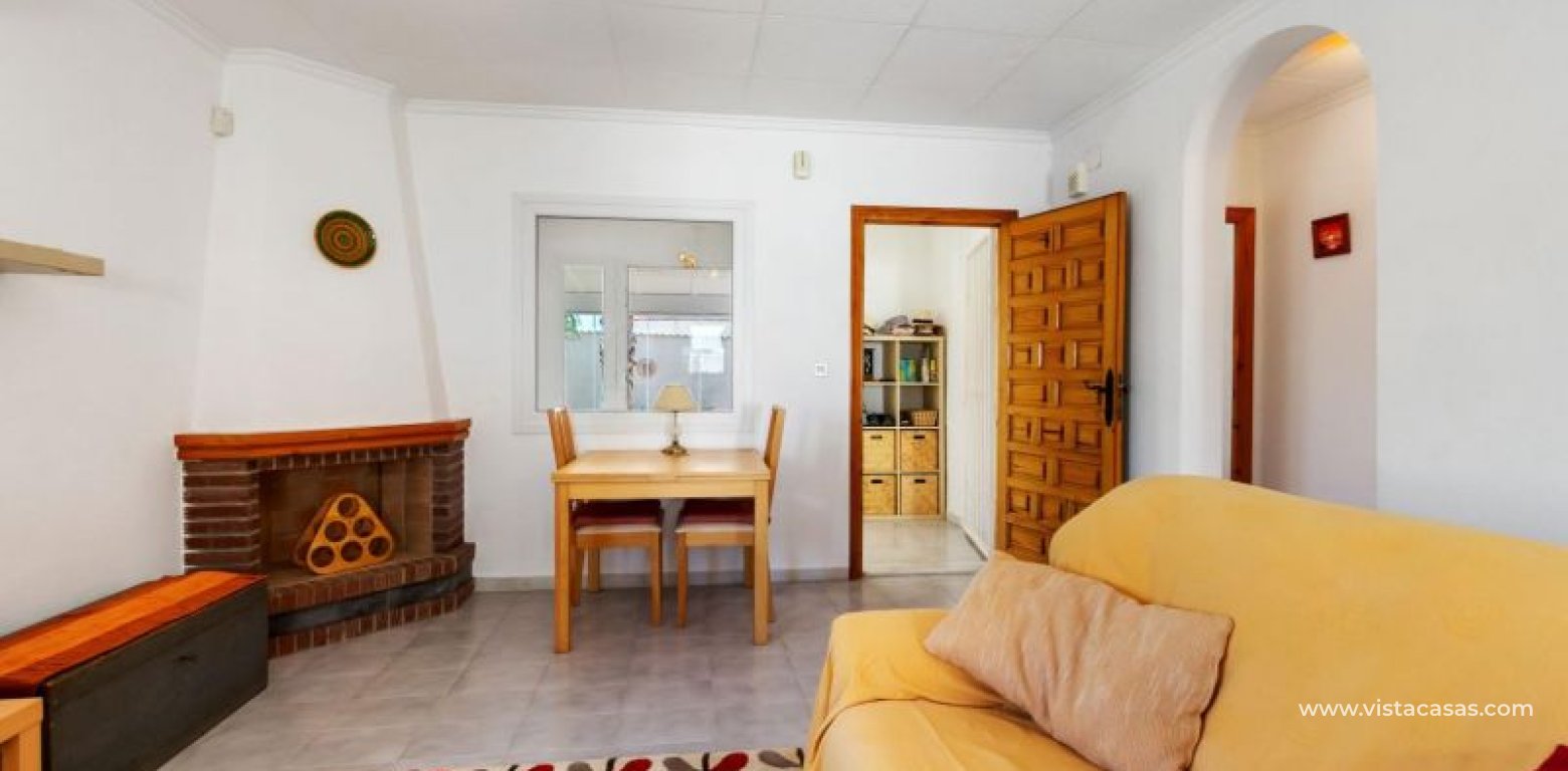 Resale - Villa - Torrevieja - La Siesta