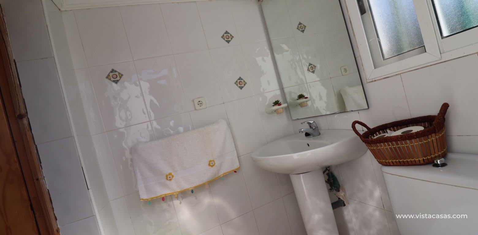 Resale - Villa - Albatera