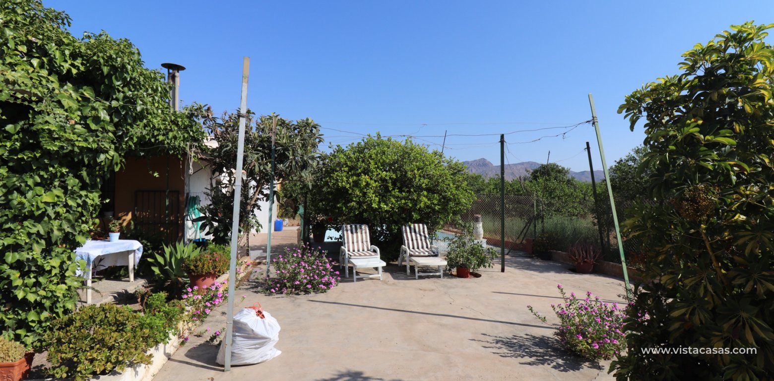 Resale - Villa - Albatera