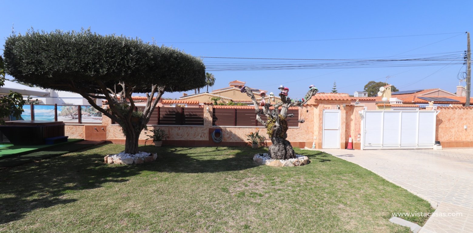 Sale - Villa - Torrevieja - El Chaparral