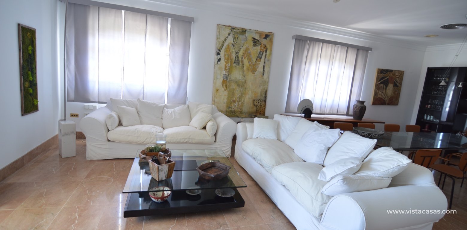 Sale - Villa - Torrevieja - Torretas