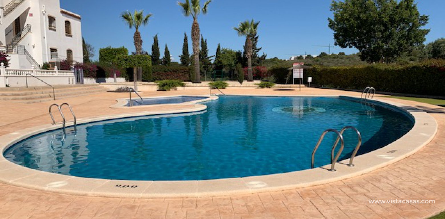 Property for sale in Villamartin swimming pool