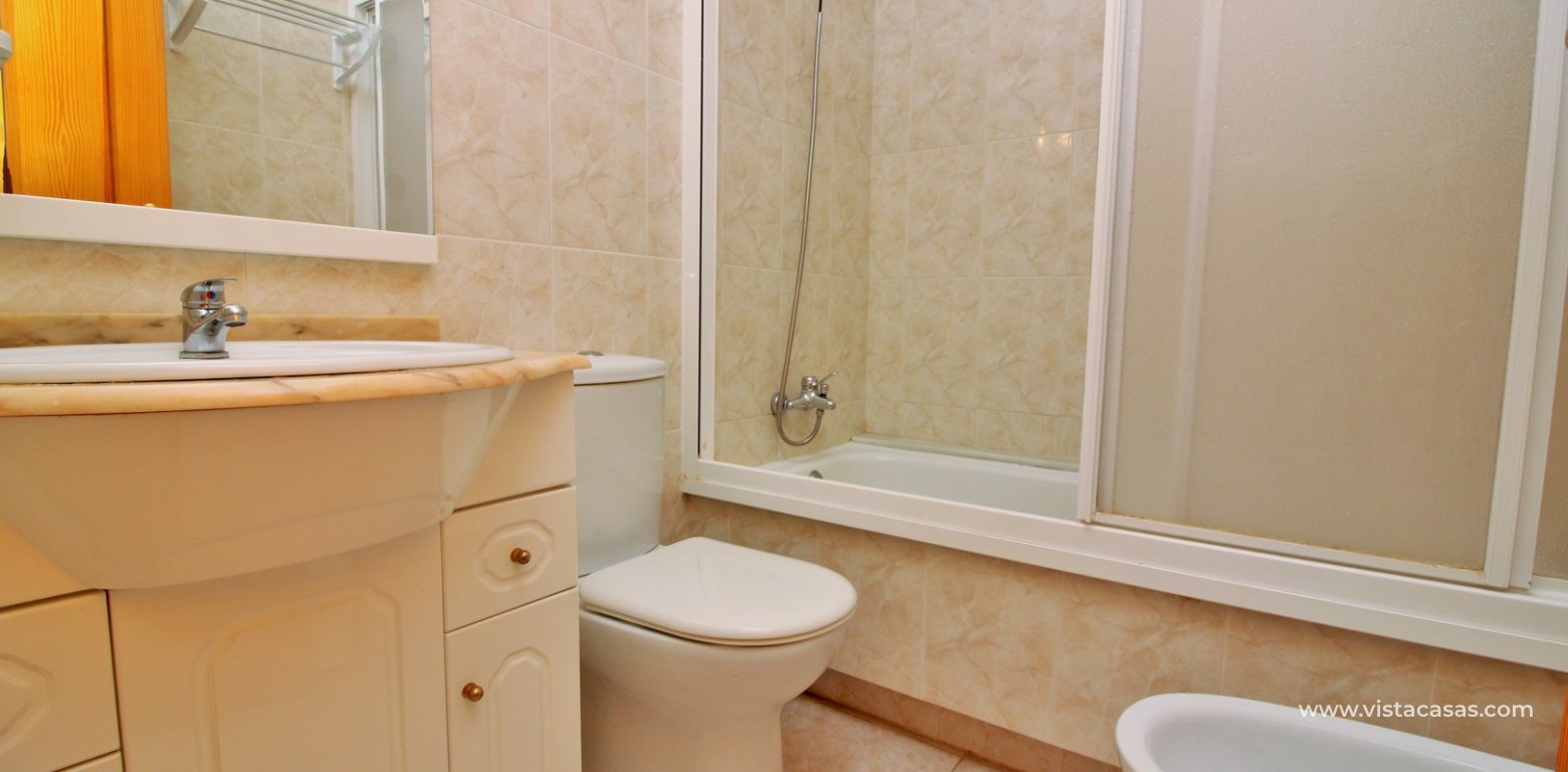 Penthouse apartment for sale Playa Flamenca en-suite bathroom