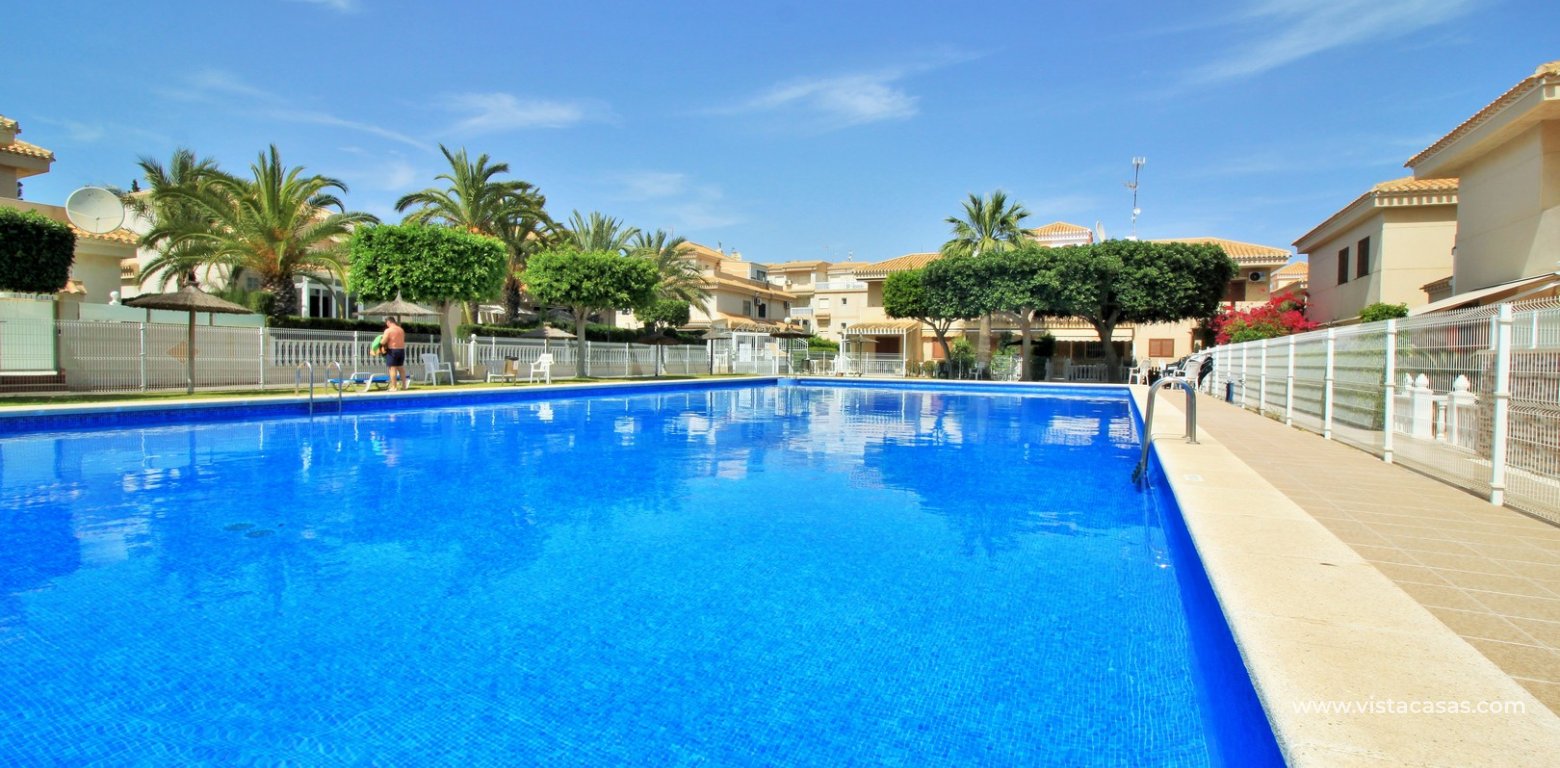 Penthouse apartment for sale Playa Flamenca communal pool