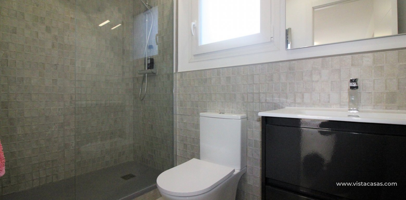 Property for sale in Las Ramblas golf independent accommodation shower room