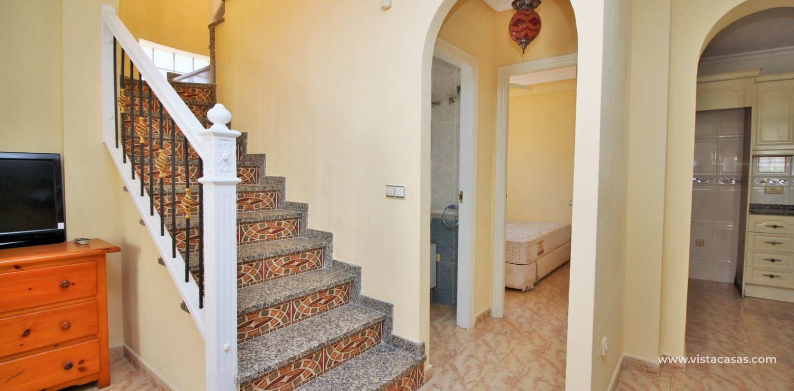 3 bedroom Zodiaco quad for sale Villamartin Zodiaco 6 staircase