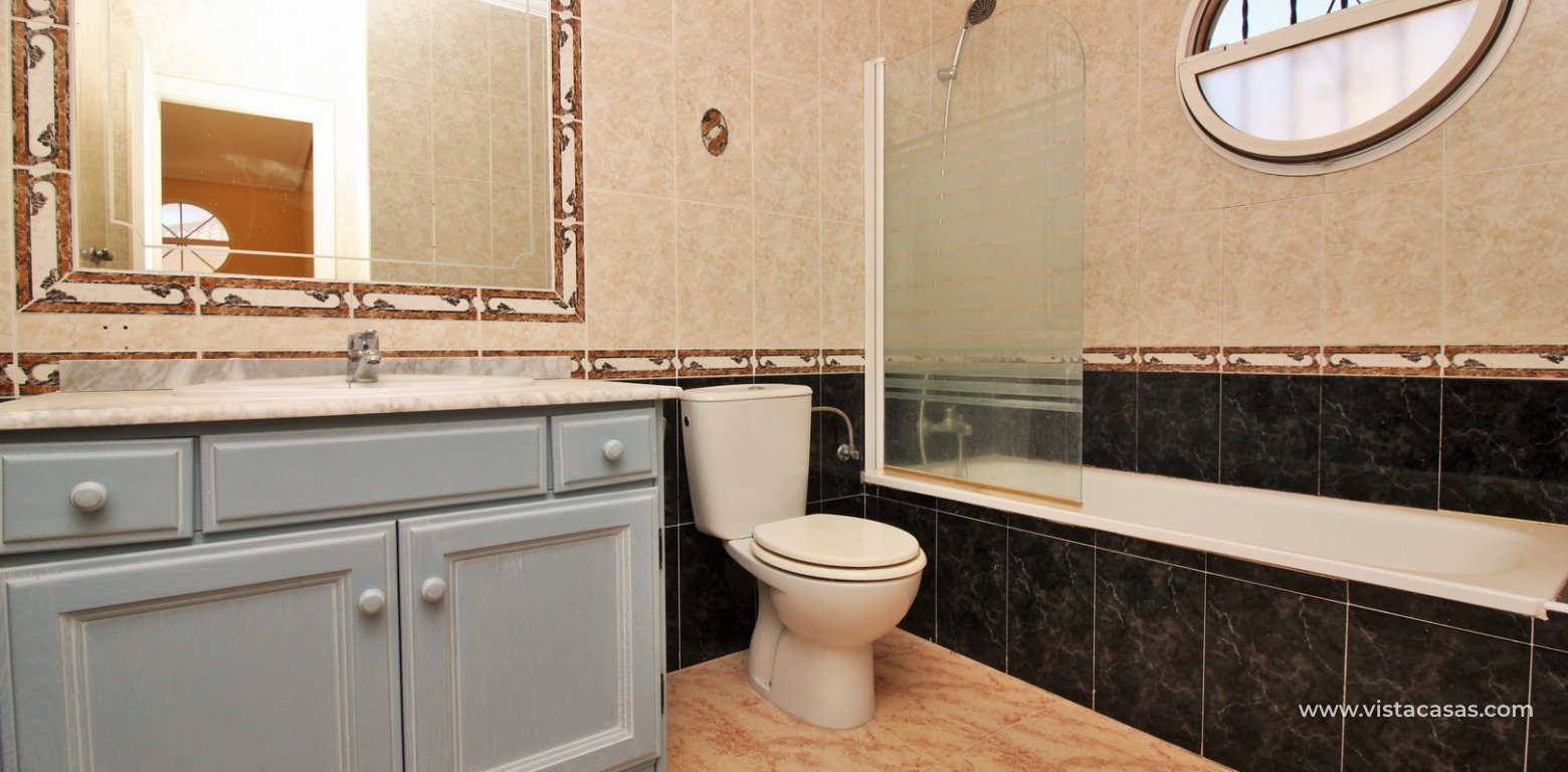 3 bedroom Zodiaco quad for sale Villamartin Zodiaco 6 bathroom