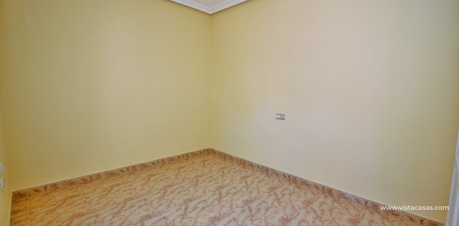 3 bedroom Zodiaco quad for sale Villamartin Zodiaco 6 twin bedroom