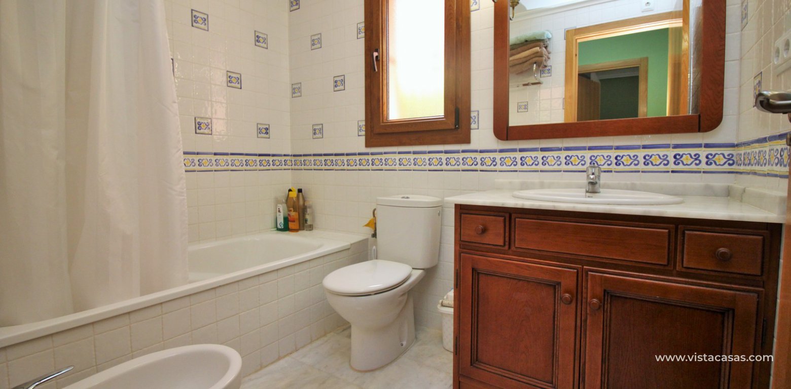 Property for sale in San Miguel de Salinas bathroom