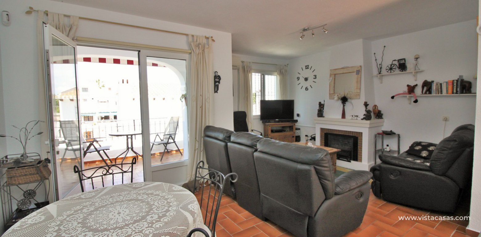 Property for sale in Villamartin living room 2
