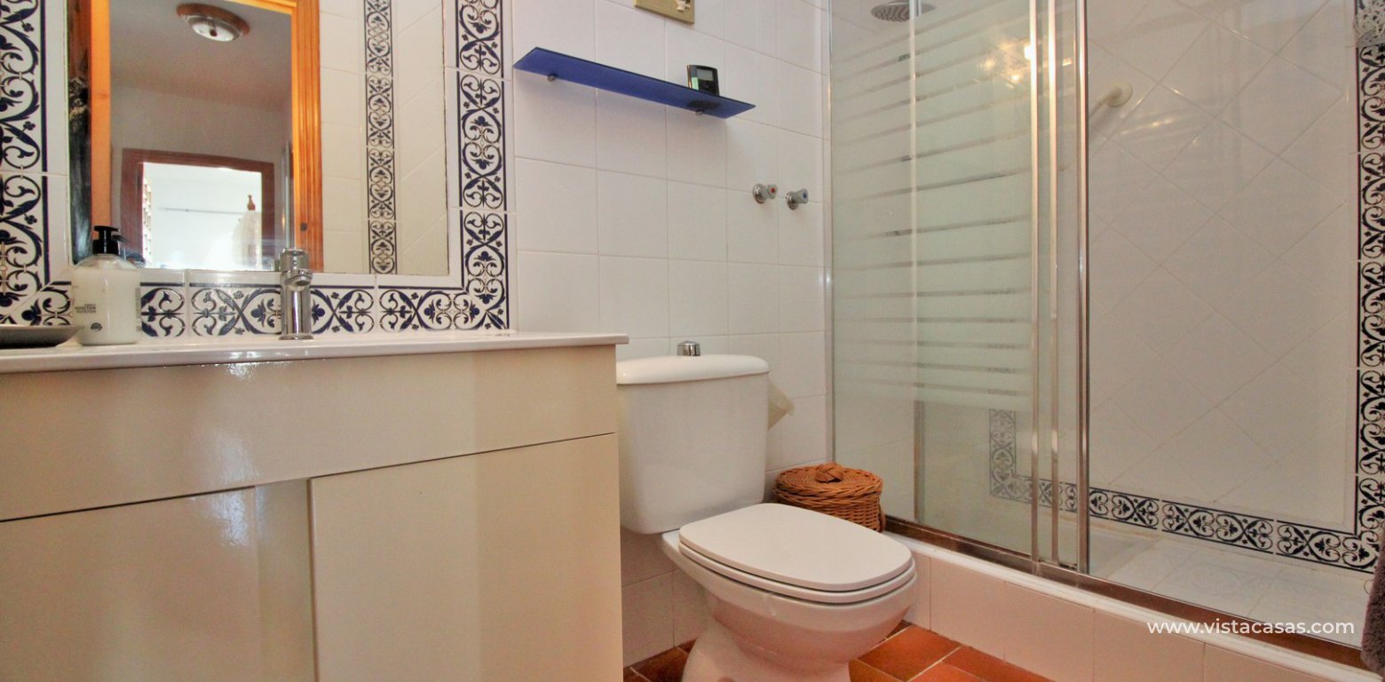 Property for sale in Villamartin shower room