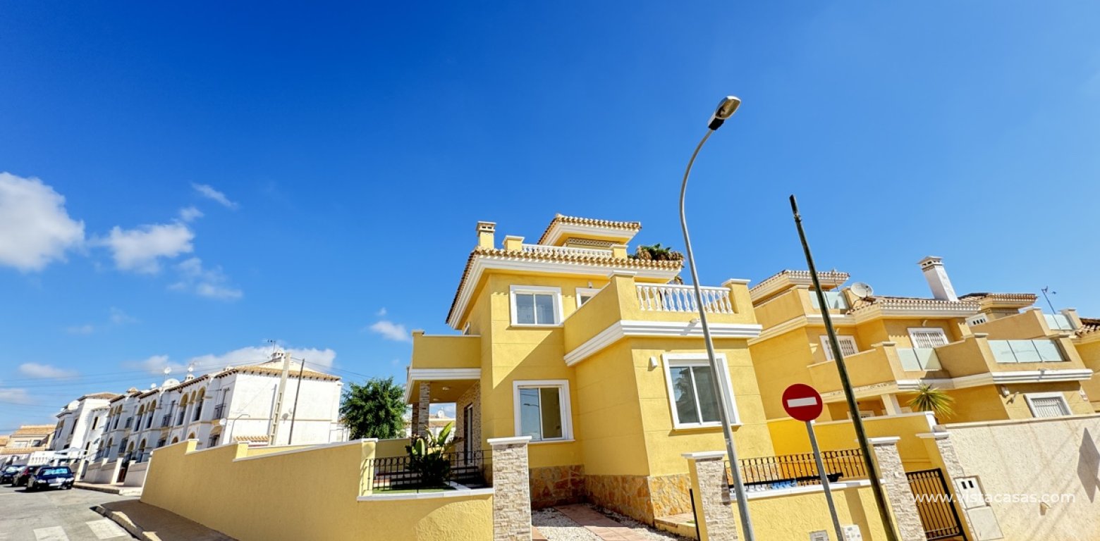 Resale - Villa - Villamartin