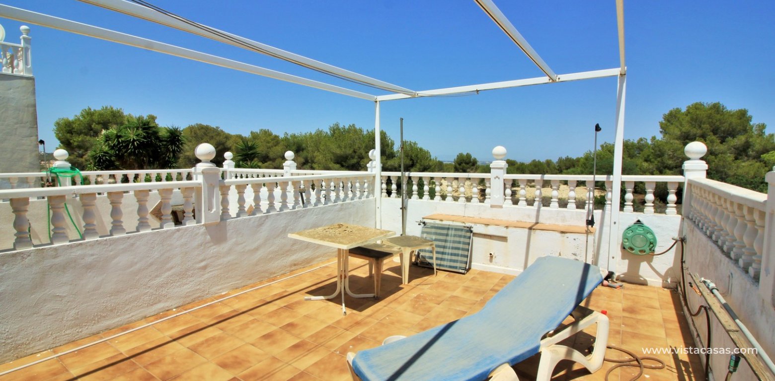 South facing townhouse for sale Villamartin Lomas del Golf solarium