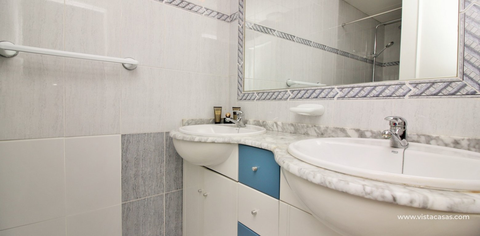 Townhouse for sale Amapolas III Playa Flamenca bathroom