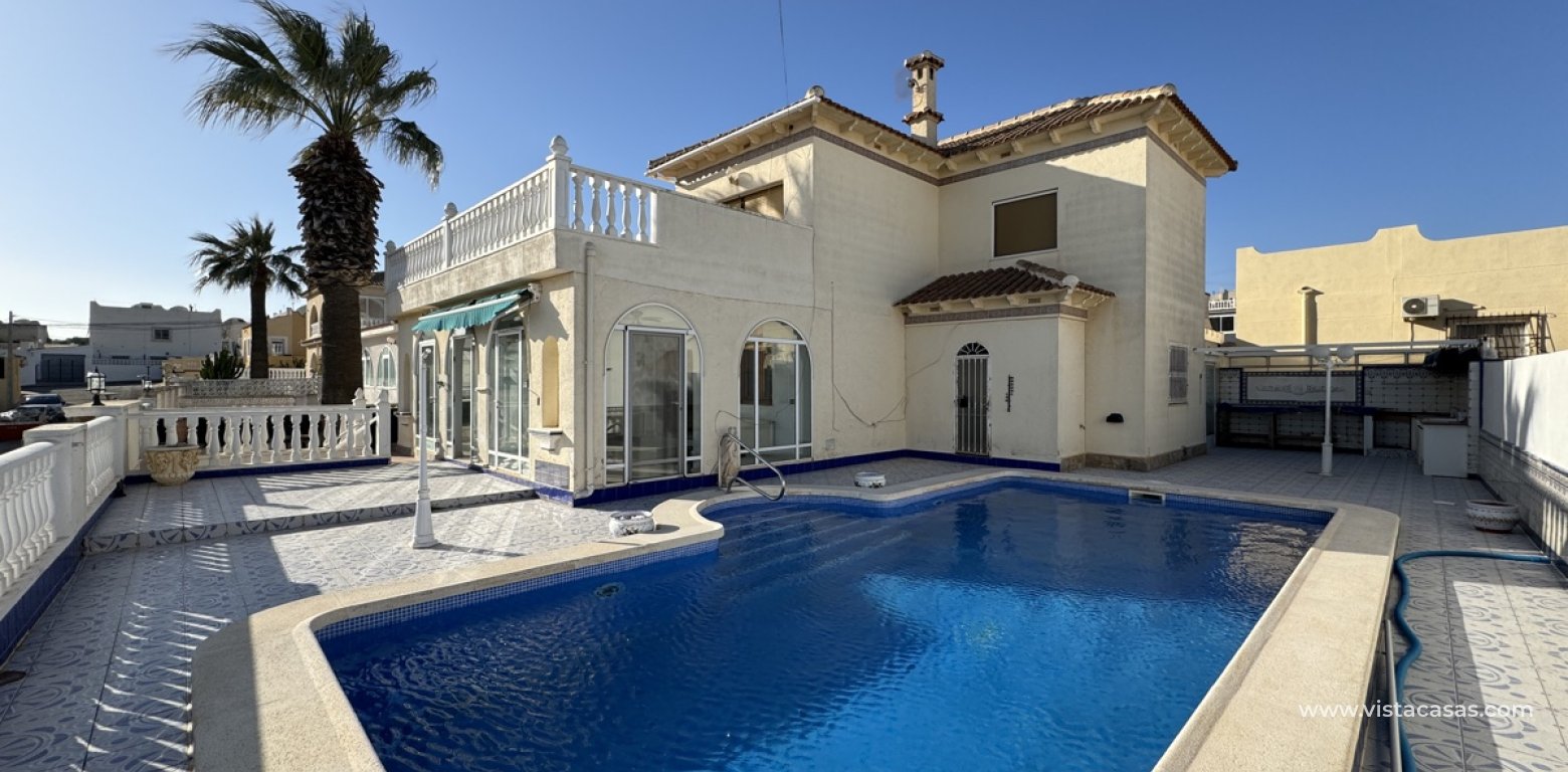 Resale - Villa - Villamartin