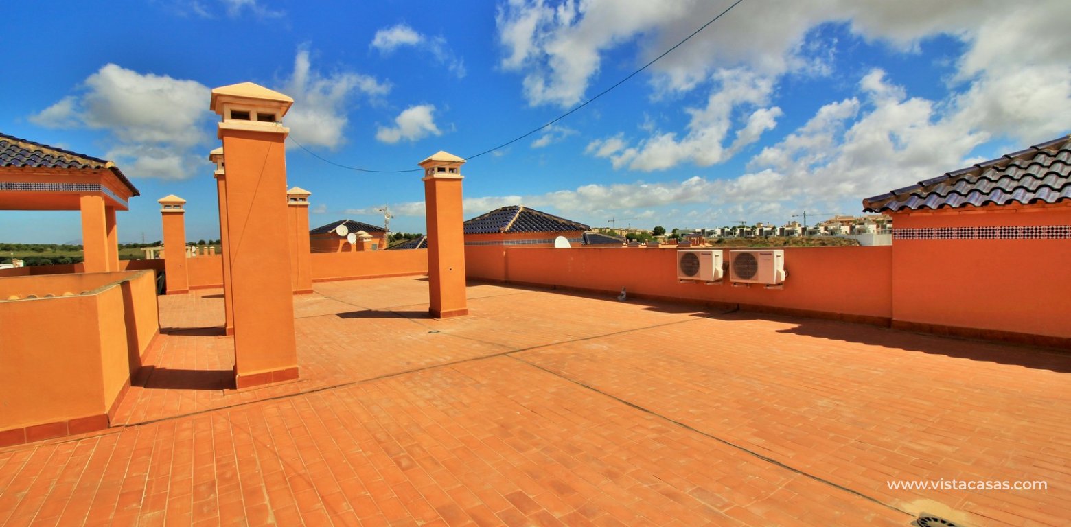 Ground floor apartment for sale M7 Pau 8 Villamartin communal solarium