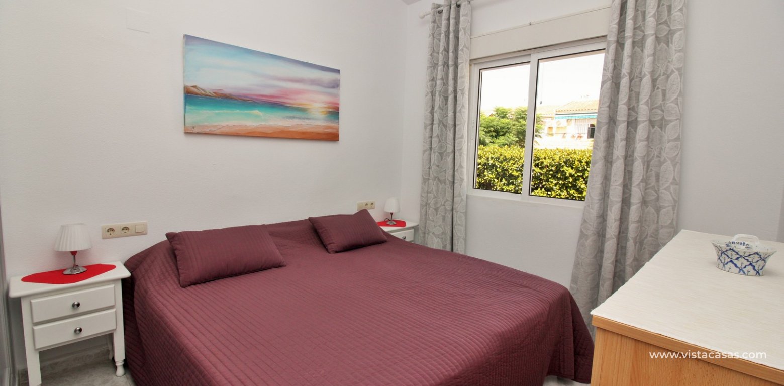 Top floor apartment for sale in Lomas del Golf Villamartin master bedroom