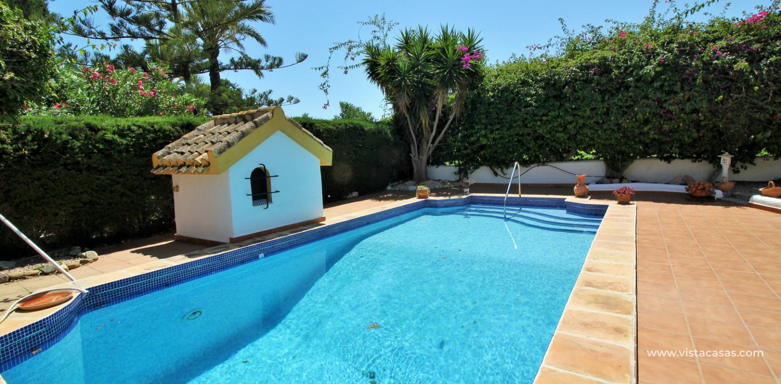 Property for sale in Villamartin private pool