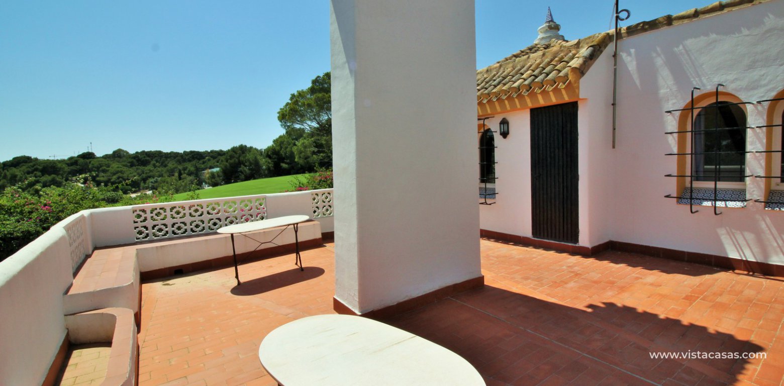 Property for sale in Villamartin roof solarium with golf views