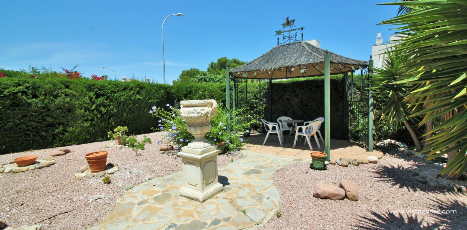 Property for sale in Villamartin private garden