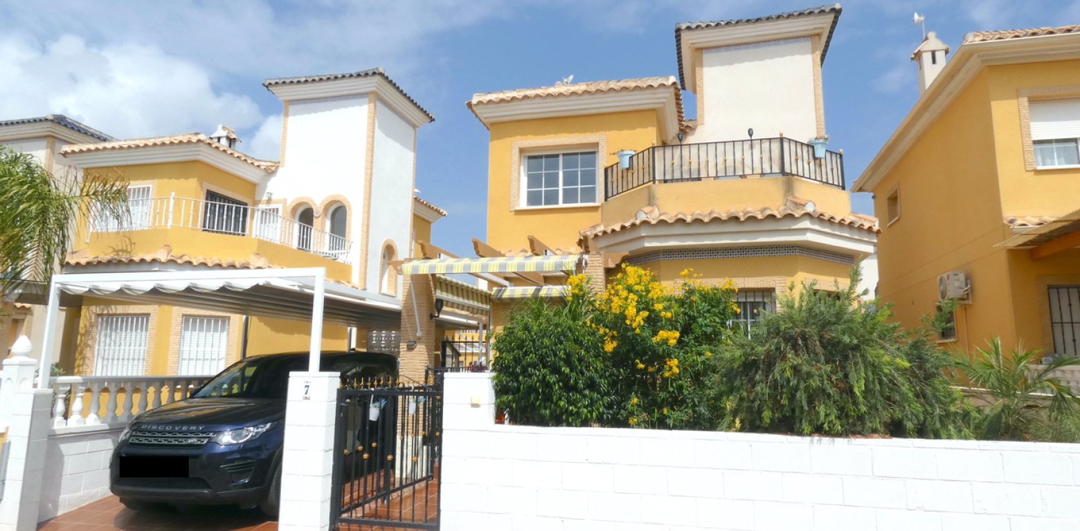 Sale - Villa - Algorfa