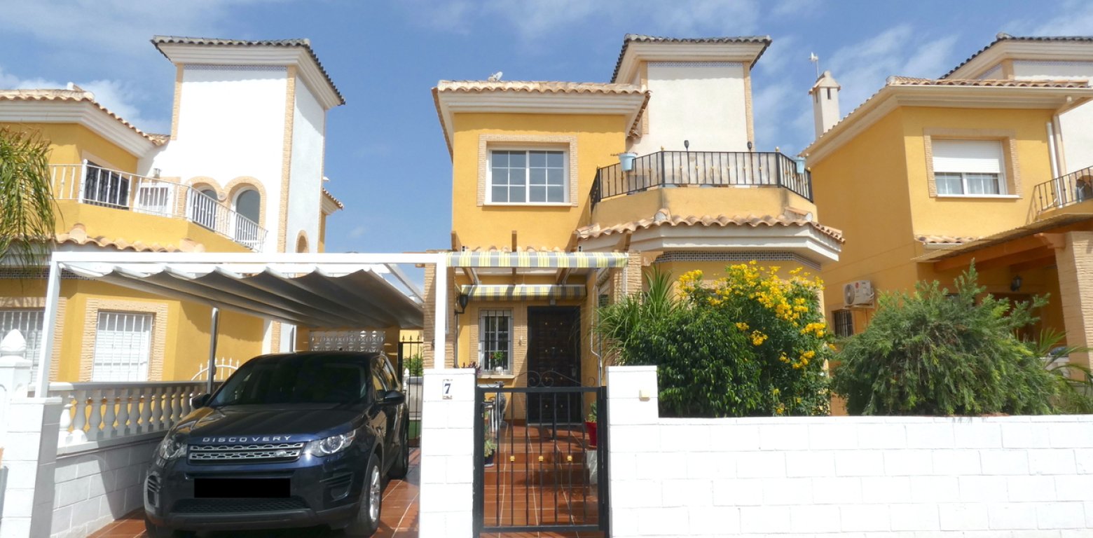 Sale - Villa - Algorfa