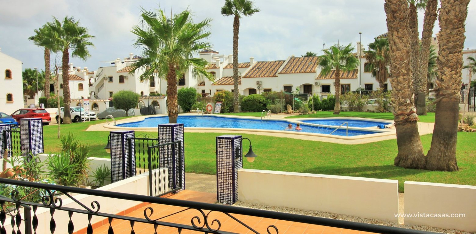 Ground floor apartment overlooking the pool for sale R9 Pau 8 Villamartin terrace pool view