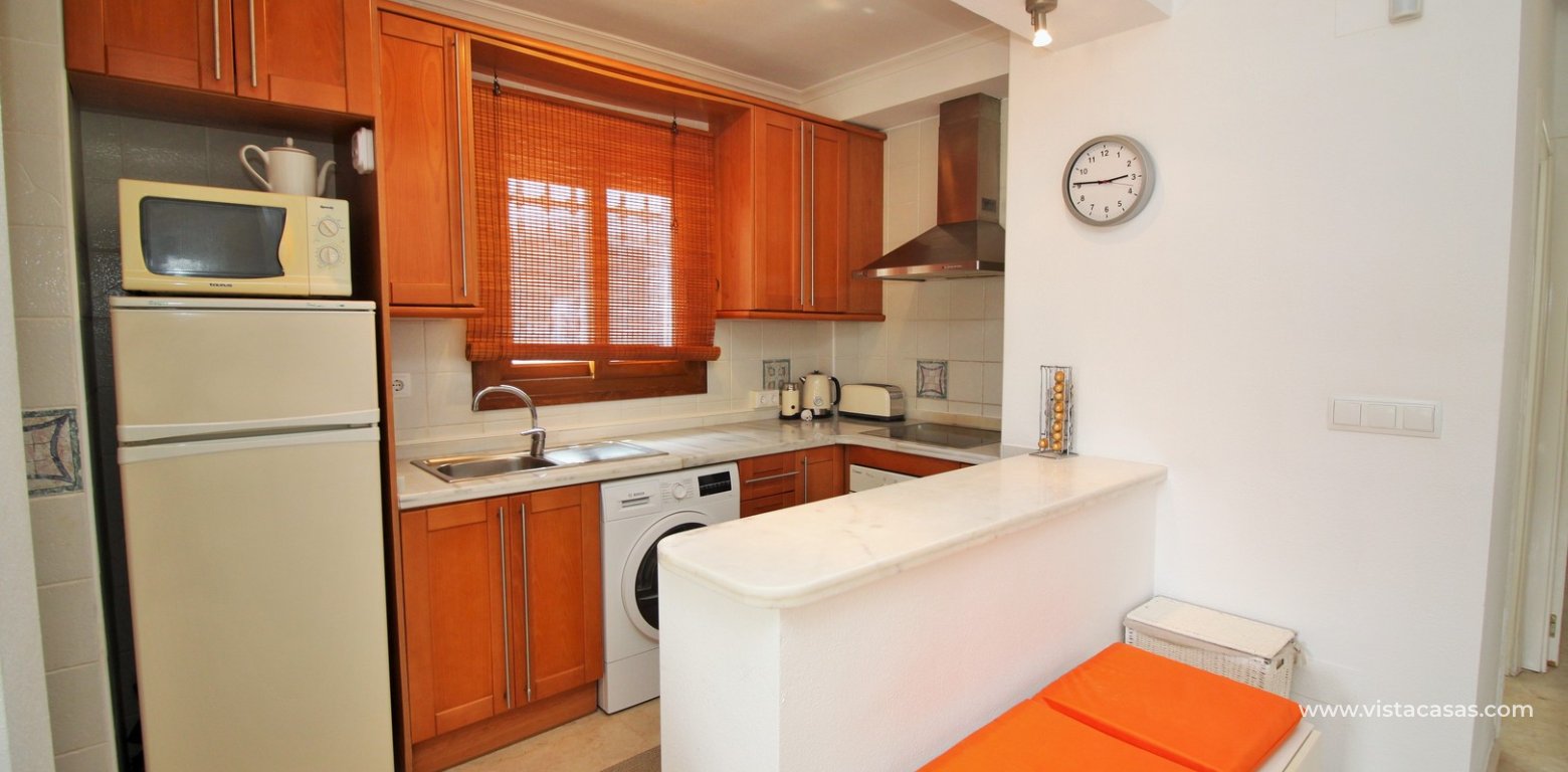 Ground floor apartment overlooking the pool for sale R9 Pau 8 Villamartin kitchen