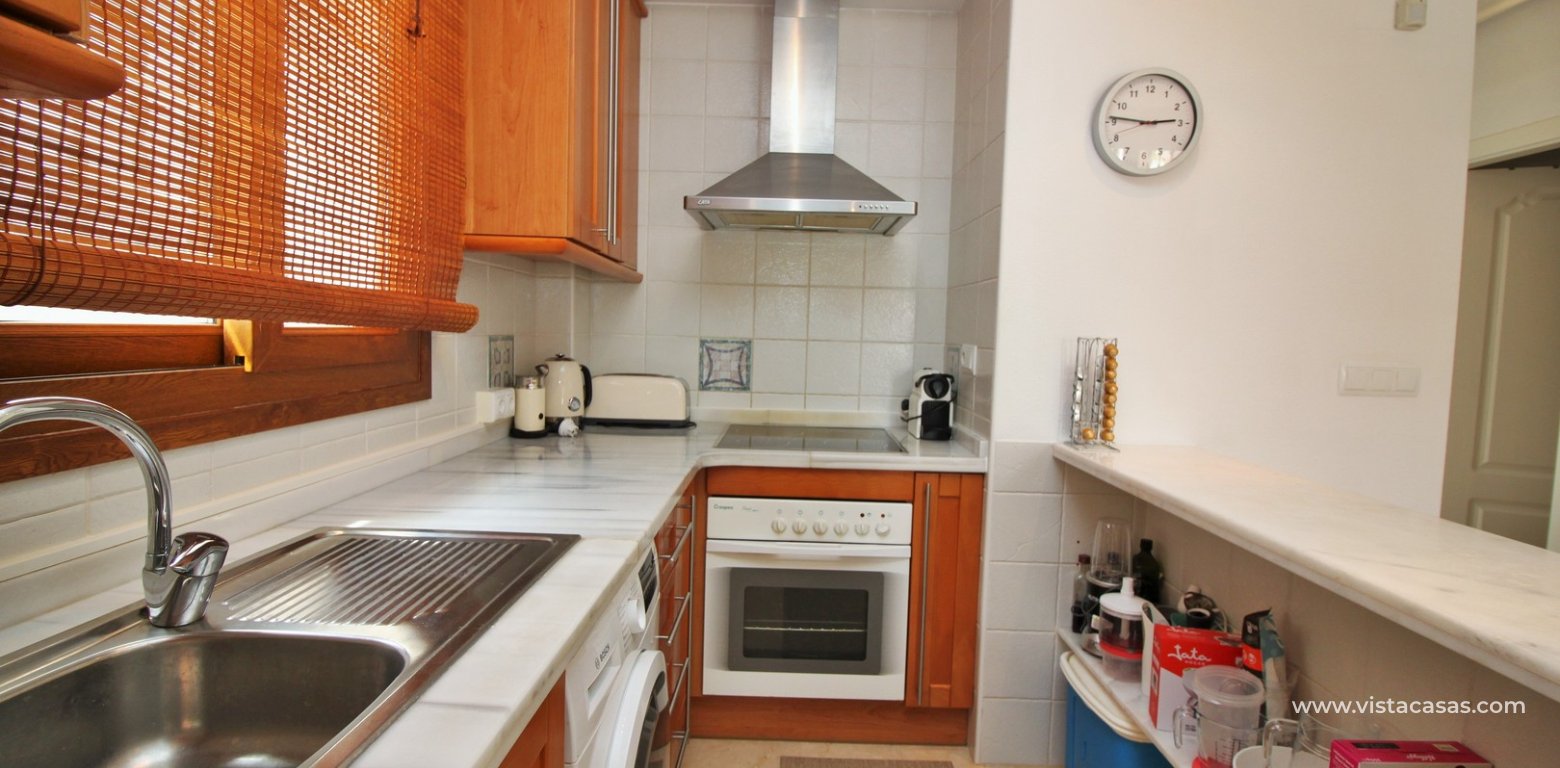 Ground floor apartment overlooking the pool for sale R9 Pau 8 Villamartin kitchen 3