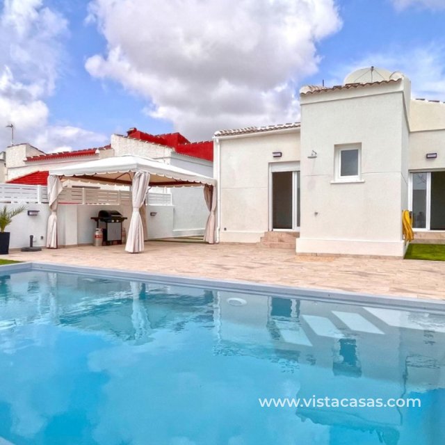 Villa - Sale - Torrevieja - San Luis