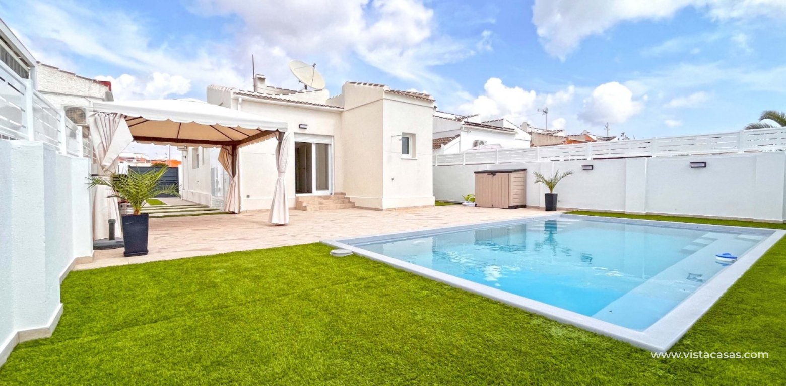 Venta - Chalet - Torrevieja - San Luis